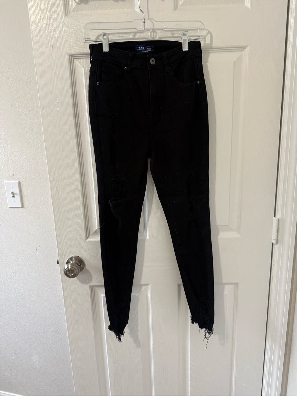 Black skinny jeans